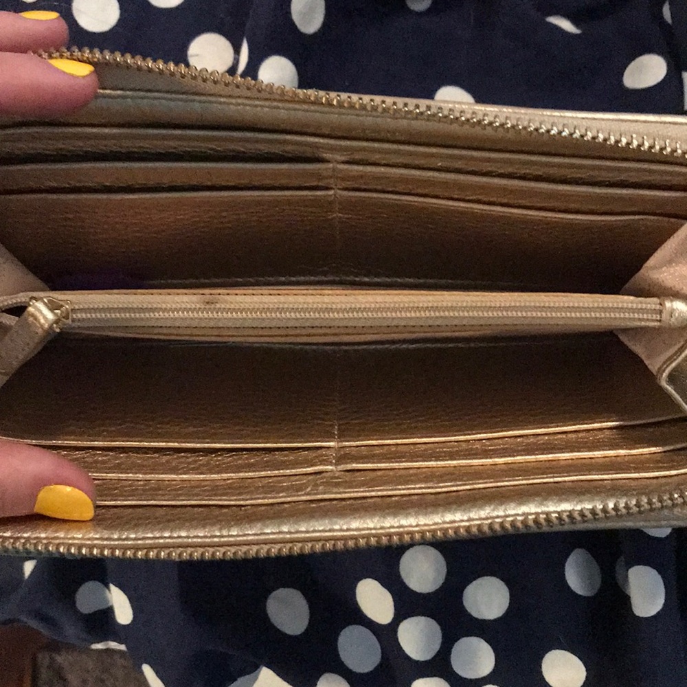 Michael Kors Wallet - Picture 3 of 3
